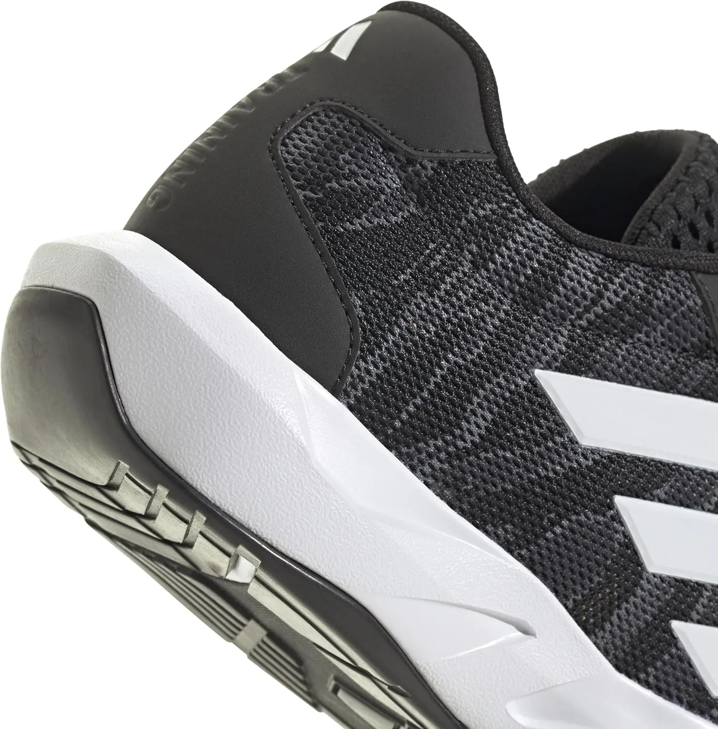 adidas Men's Amplimove Training Sneaker