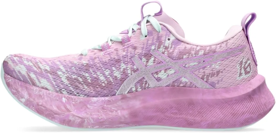 ASICS Women's Noosa Tri 16 Sneaker