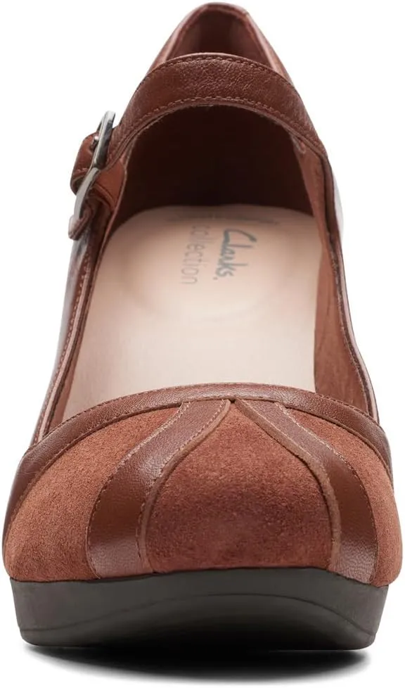 Clarks Women's Ambyr Light Pump