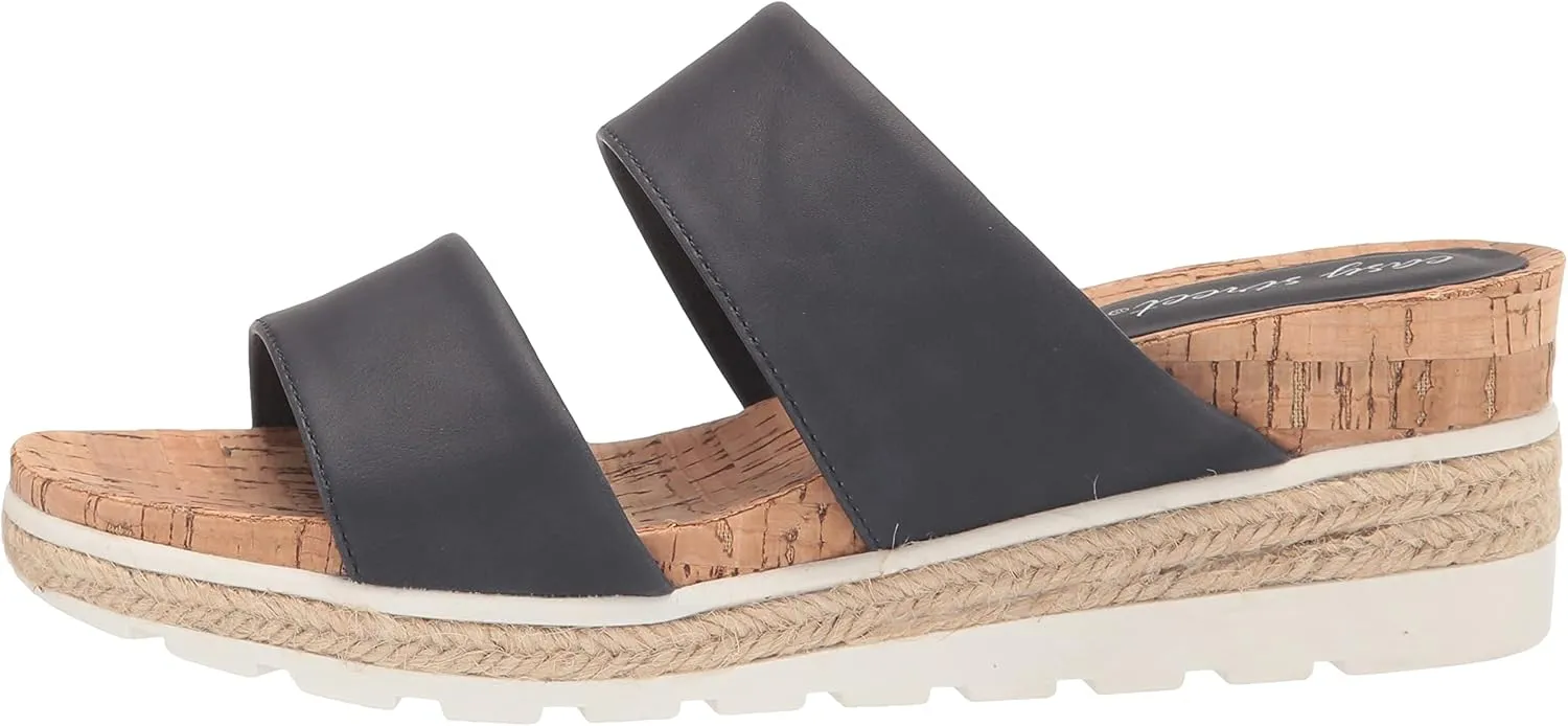 Easy Street Womens Maryann Faux Leather Embossed Heels
