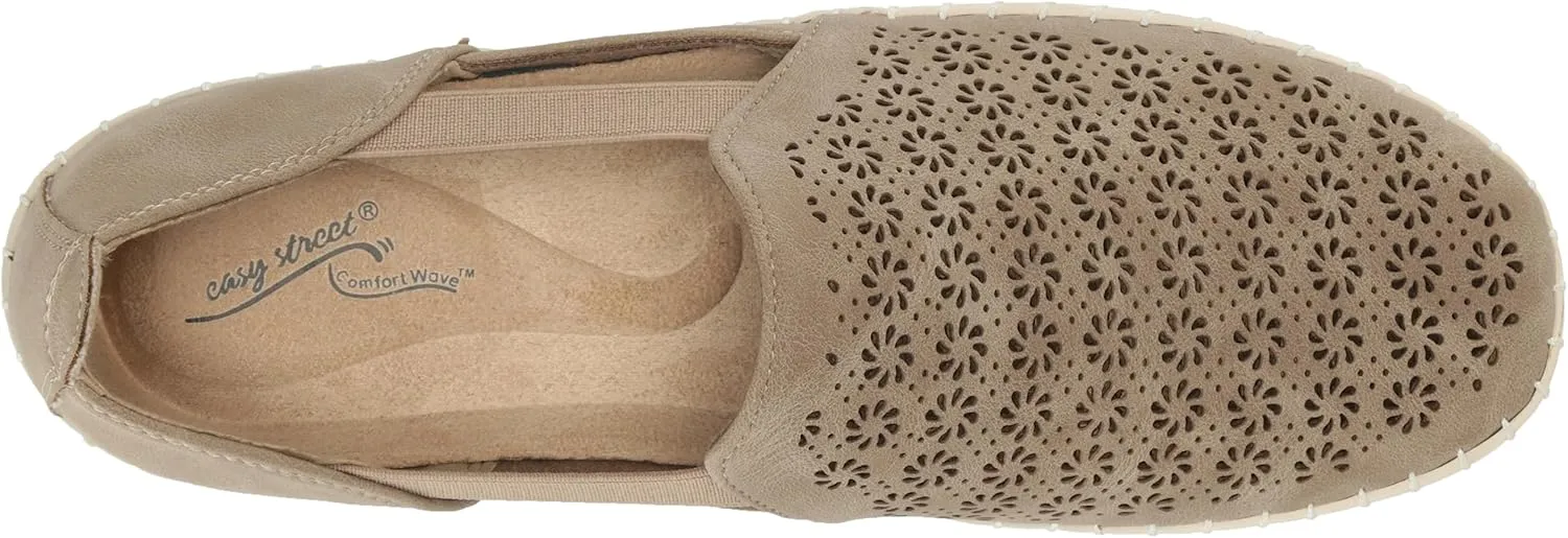 Easy Street Women's Megafresh Sneaker