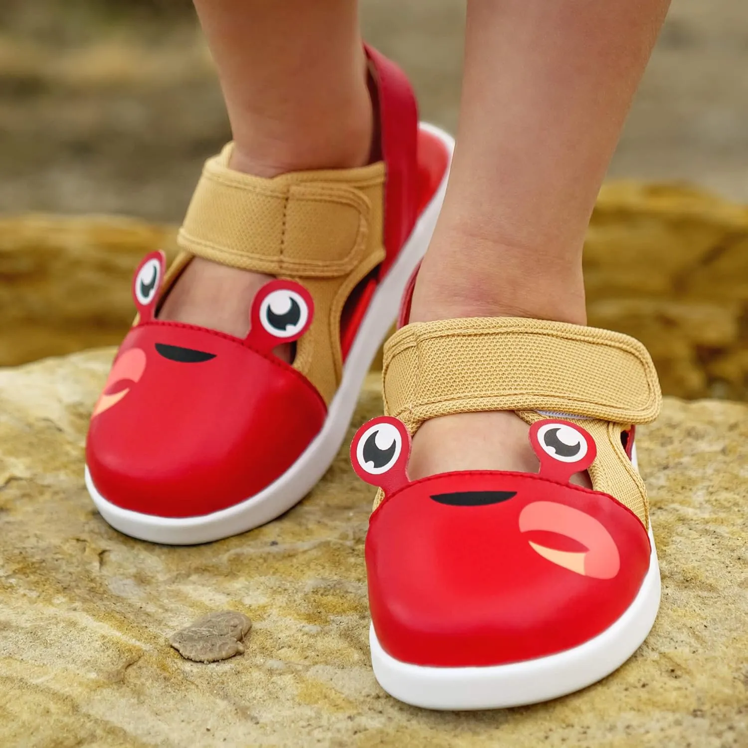 ikiki Non-Squeaky Sandals for Toddlers/Little Kids, Closed Toe