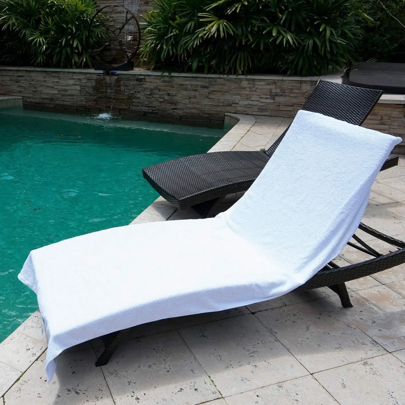 Large Luxury Chaise Pool/Lounge Chair Cover Towel - Fitted Elastic Pocket Won't Slide (White) Versatile Size Pocket Fits Most Standard Cushions. Protective, Absorbent, Easy Care