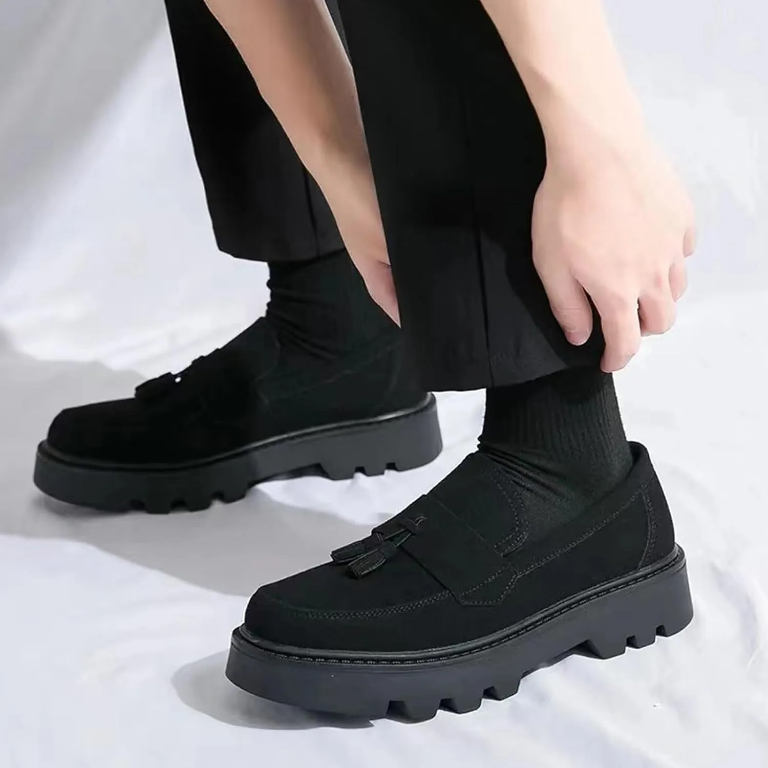 Men's Suede Tassel Platform Round Toe Casual Loafers Classic Retro Lug Sole Non Slip Chunky Heel Dress Business Penny Loafers for Party Formal Work Wedding