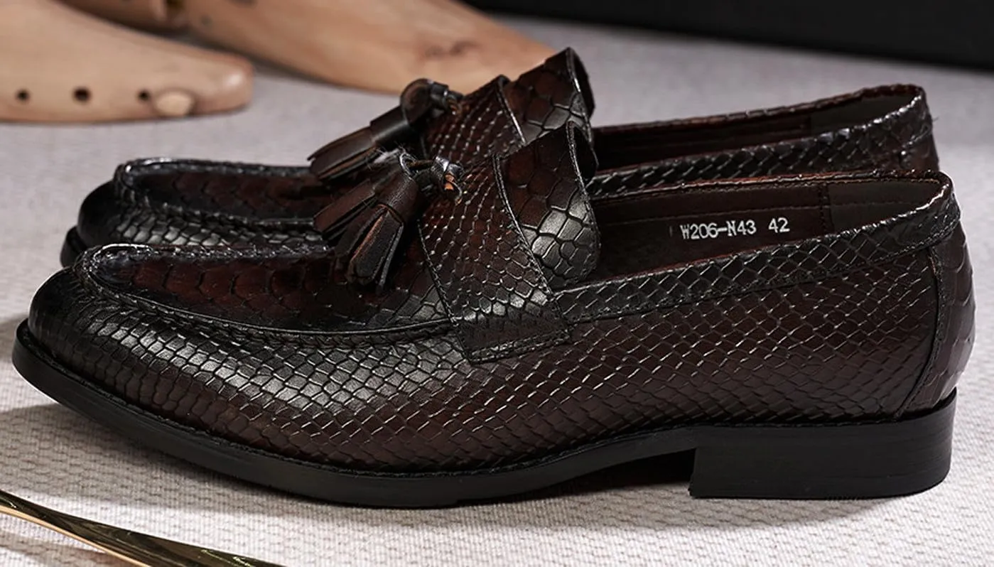 Mens Tassel Loafers Formal Dress Slip On Shoes Genunie Leather Cap Toe Mocasines Business Casual Prom Wedding Crocodile Embossing Penny Loafer Fashion Tuxedo Suit Shoes for Men