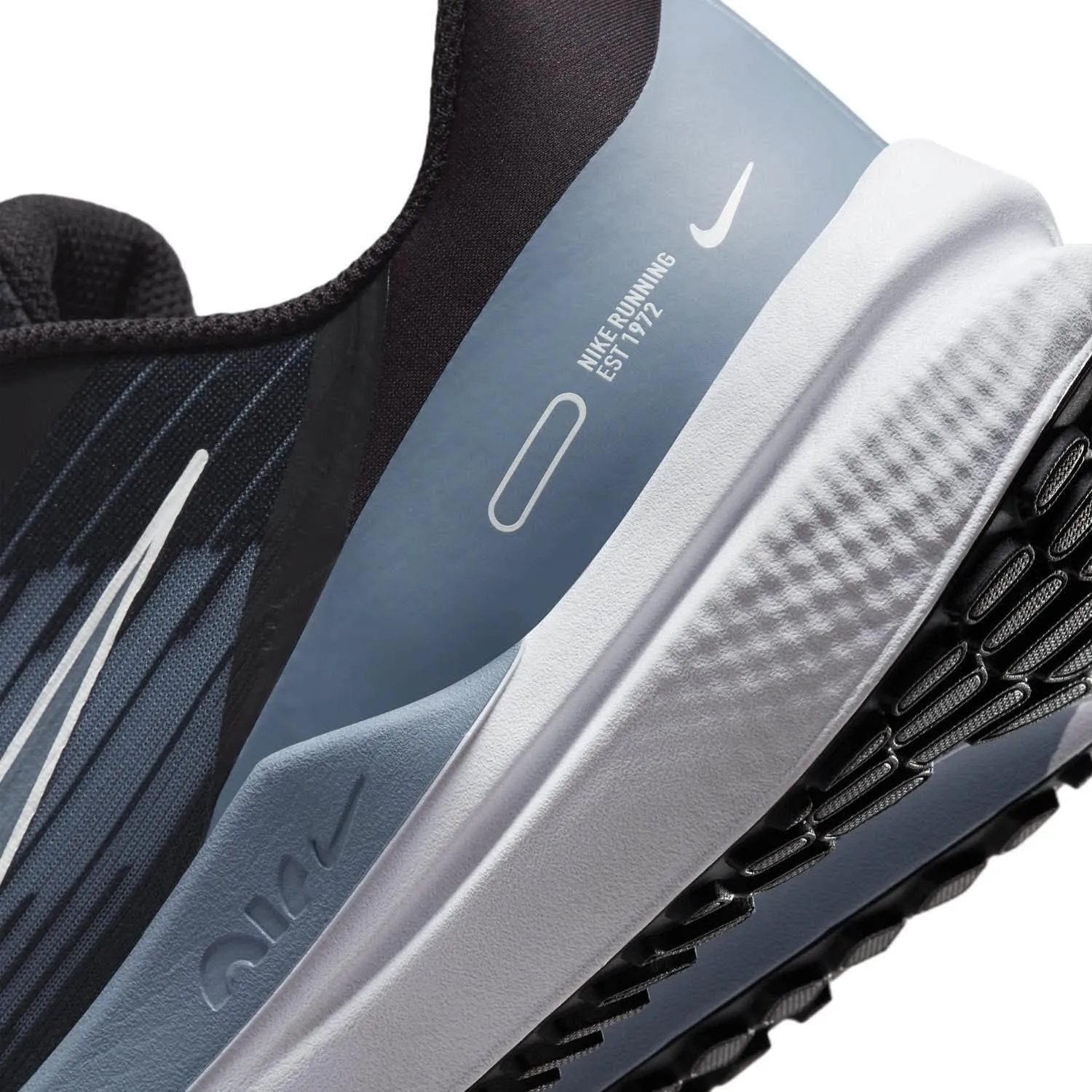 Nike Men's Sneaker