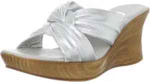 Onex Women's Puffy Wedge Sandal,Silver,7 M US