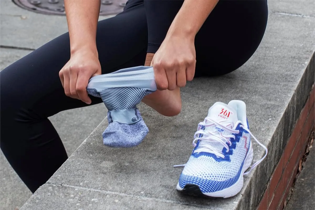 OS1st AC4 Active Comfort No-Show Socks | Blister Protection, double-tab and reinforced seamless toe
