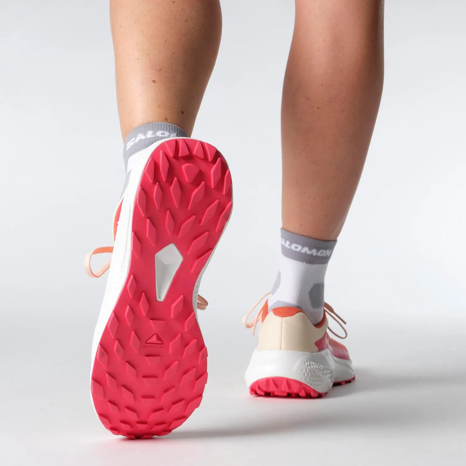 Salomon Women's Alphaglide Trail Running Shoe, Lightweight Cushioning and All-Terrain Grip for Trail Running & Hiking