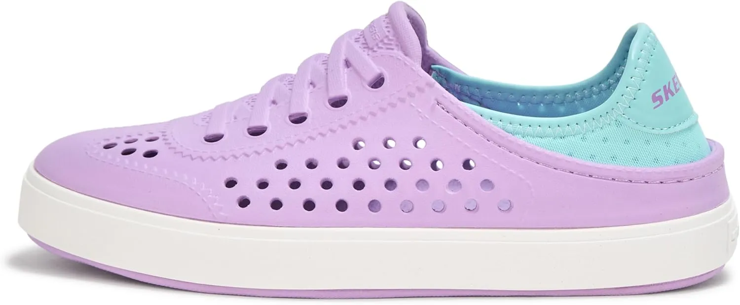 SKECHERS Girl's Breezy Steps Sneaker