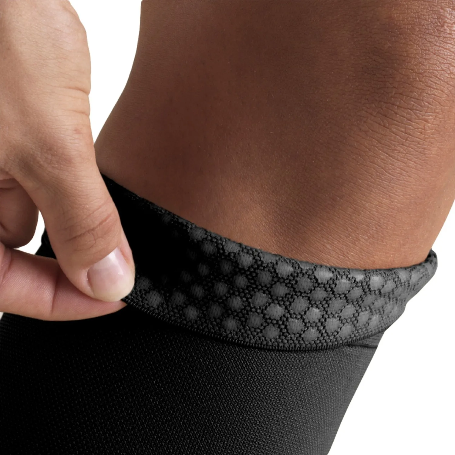 Truform 20-30 mmHg Compression Stockings for Men and Women, Thigh High Length, Dot-Top, Open Toe, Black, Medium
